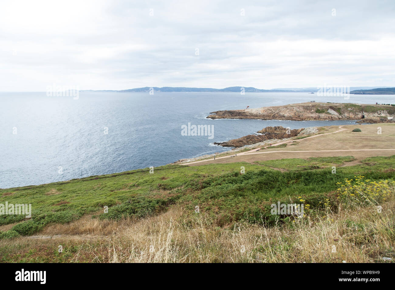 Côte de l'océan Atlantique par la tour d'Hercule à La Corogne en Espagne Banque D'Images