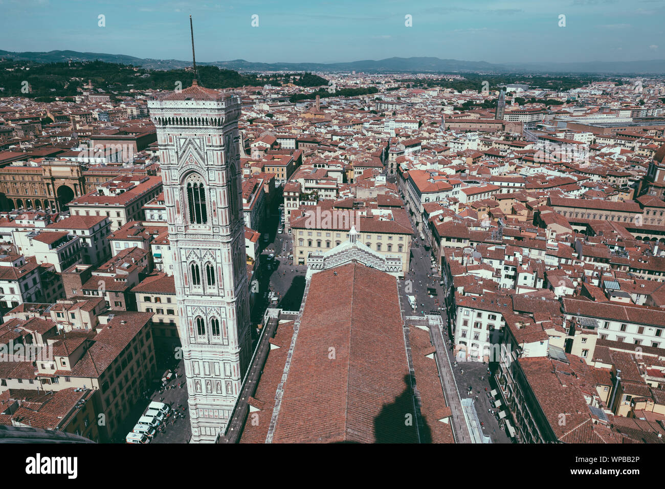 Vue Aérienne Vue panoramique de la ville de Florence et Giotto's Campanile campanile qui fait partie du complexe de la cathédrale de Florence (Cattedrale di Santa Maria de Banque D'Images