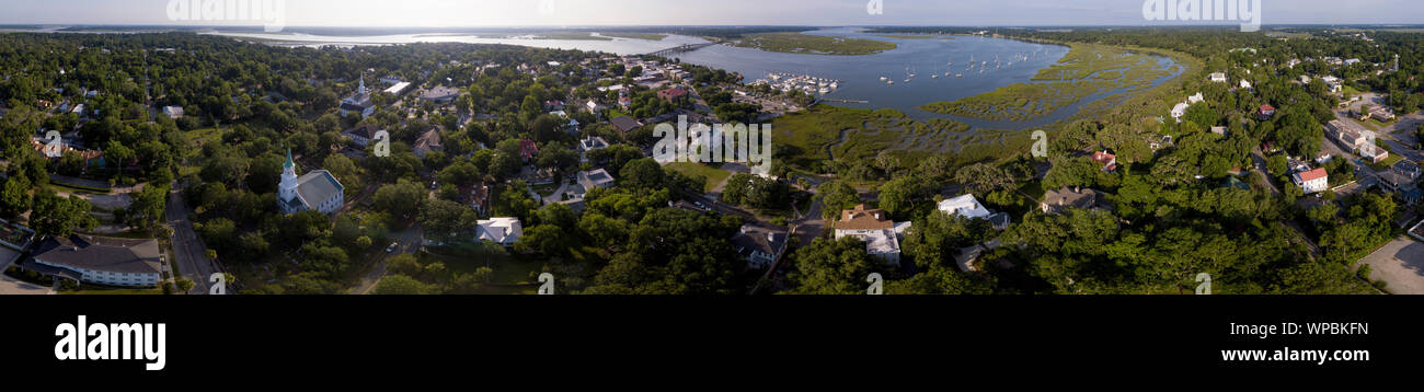 Panorama de 360 degrés de l'antenne de quartier historique de Beaufort, Caroline du Sud, USA. Banque D'Images