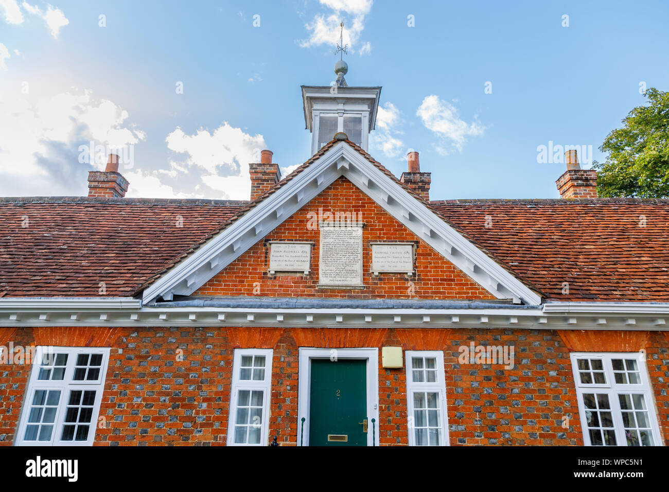 Historique du dix-huitième siècle délire d'hospices par St Helen's Churchyard, Abingdon-on-Thames, Oxfordshire, au sud-est de l'Angleterre, Royaume-Uni Banque D'Images