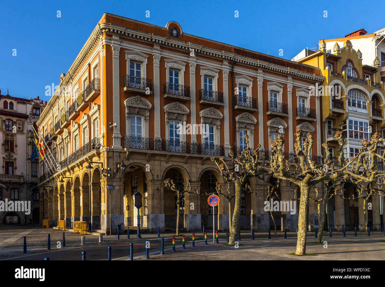 Portugalete de ville en énergie solaire Plaza, Pays Basque, Espagne Banque D'Images