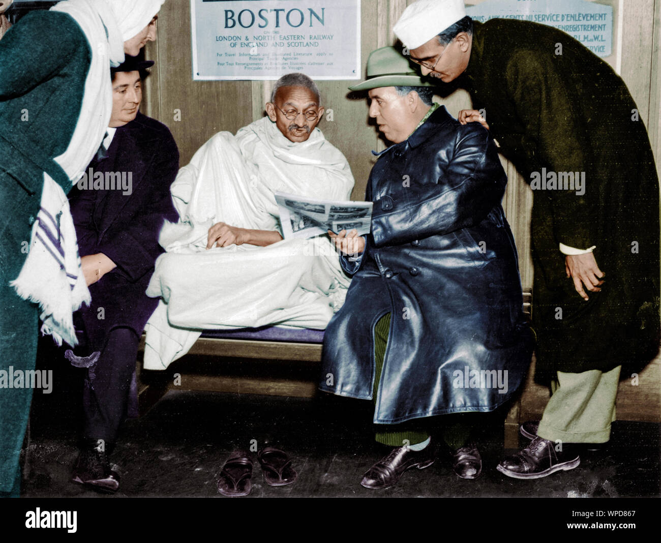 Mahatma Gandhi et Mirabehn reçu par délégation du parti socialiste, Vallorbe, 6 décembre 1931 Banque D'Images