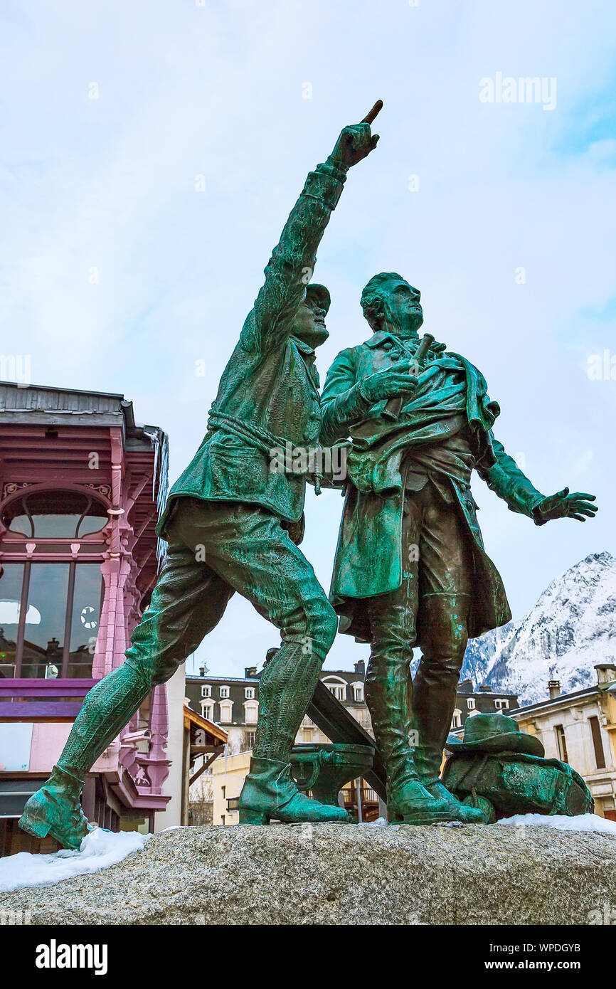 La statue de Balmat et Paccard, Chamonix, France Banque D'Images