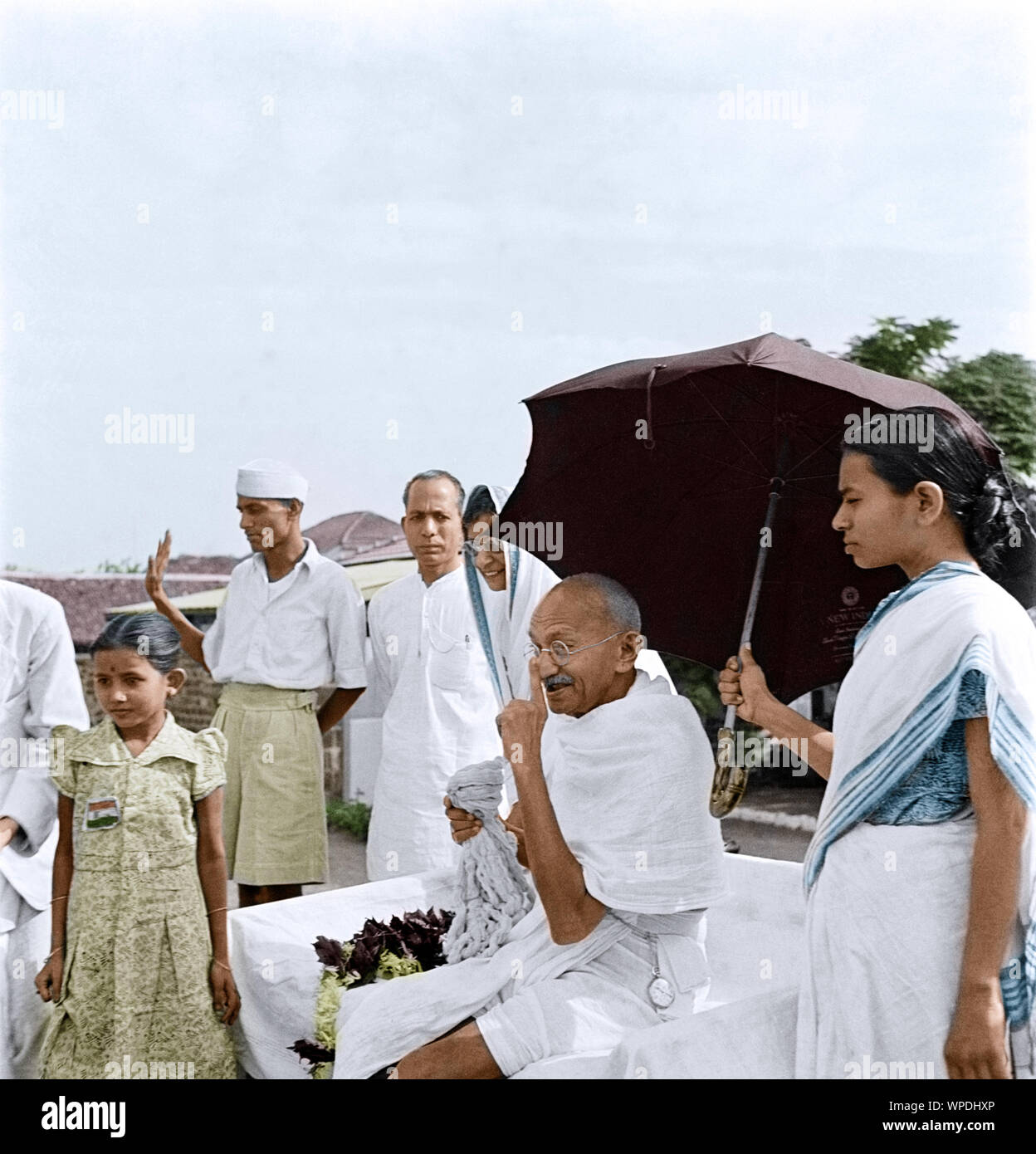 Après la prière, le Mahatma Gandhi, réunion, à Wardha Sevagram, Maharashtra, Inde, Asie, Octobre 2, 1944 Banque D'Images