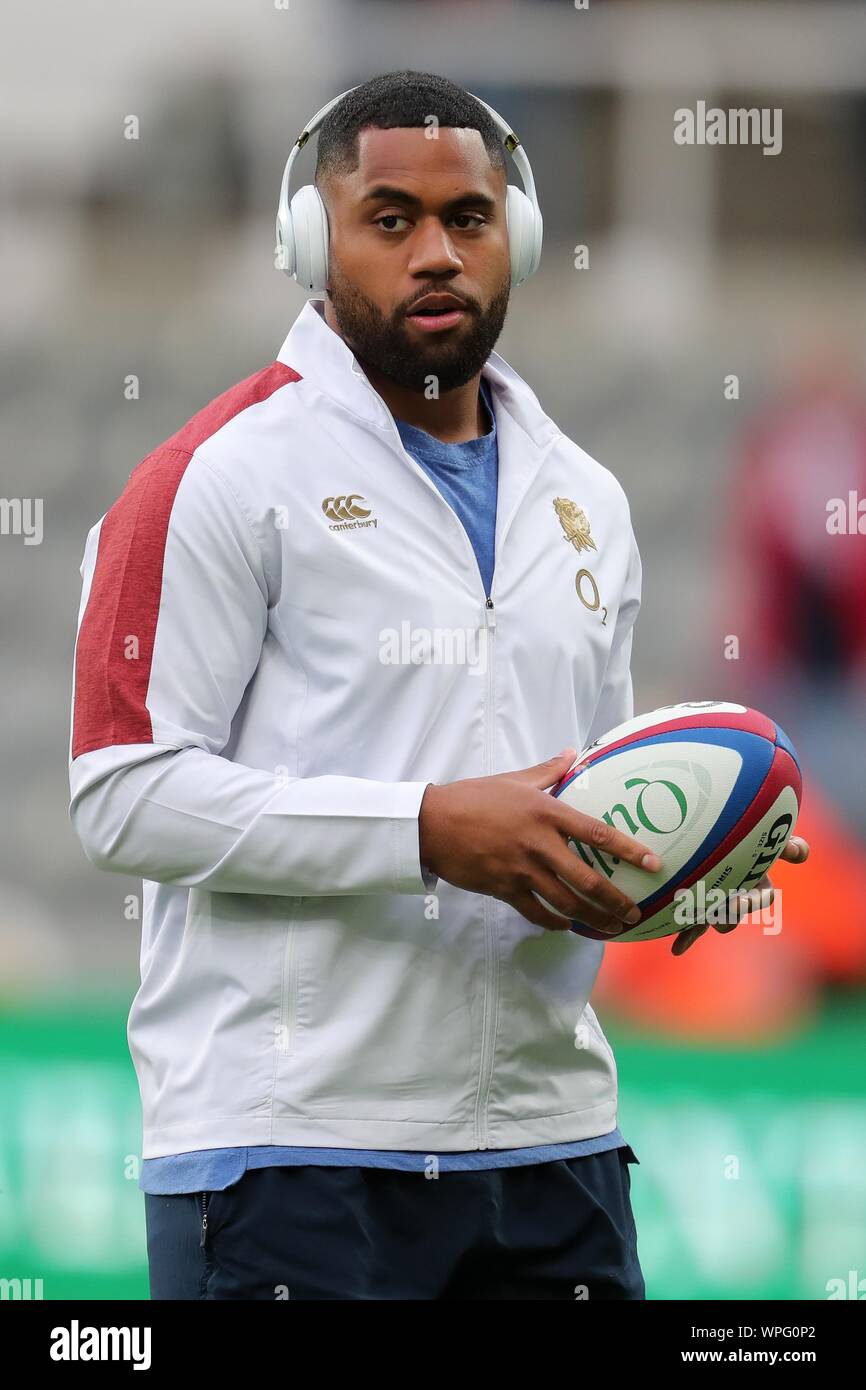 JOE COKANASIGA, Angleterre et baignoire, 2019 Banque D'Images