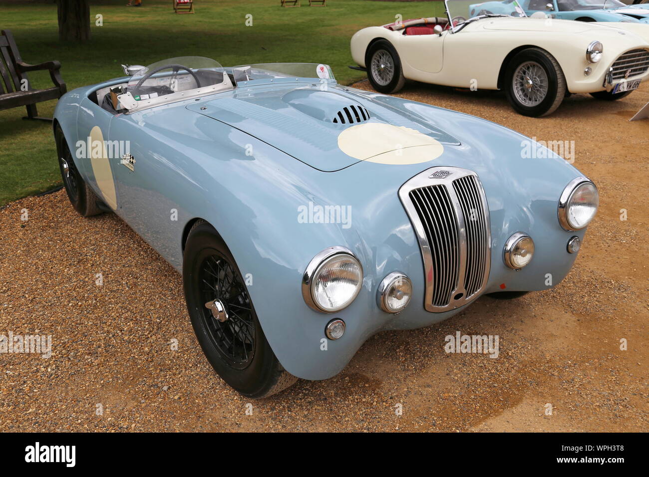 Frazer Nash Targa Florio (1952), Concours d'élégance 2019, Hampton Court Palace, East Molesey, Surrey, Angleterre, Grande-Bretagne, Royaume-Uni, Europe Banque D'Images