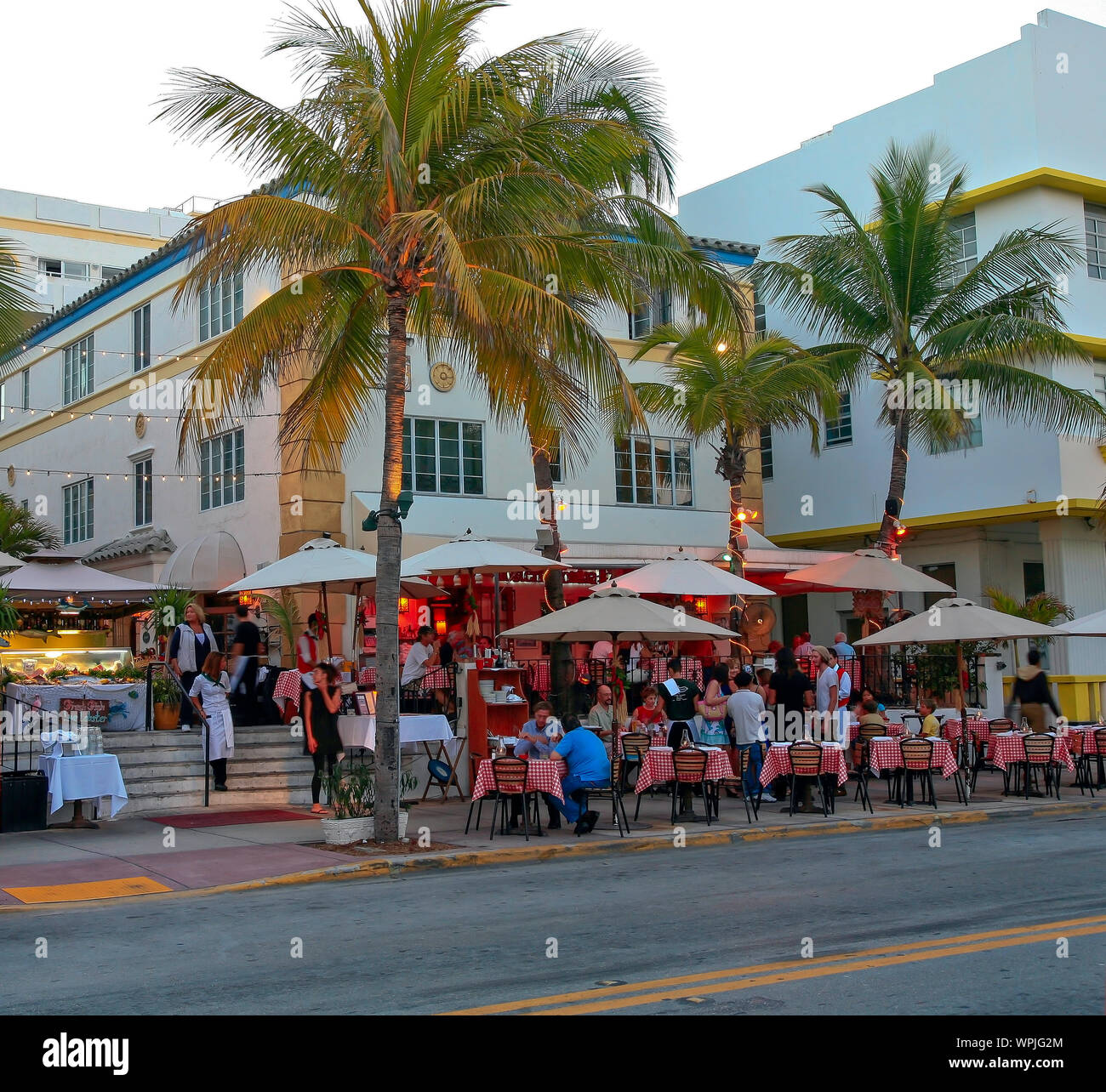 Restaurants sur Atlantic Drive à South Beach, Miami , Floride USA, Amérique Latine Banque D'Images