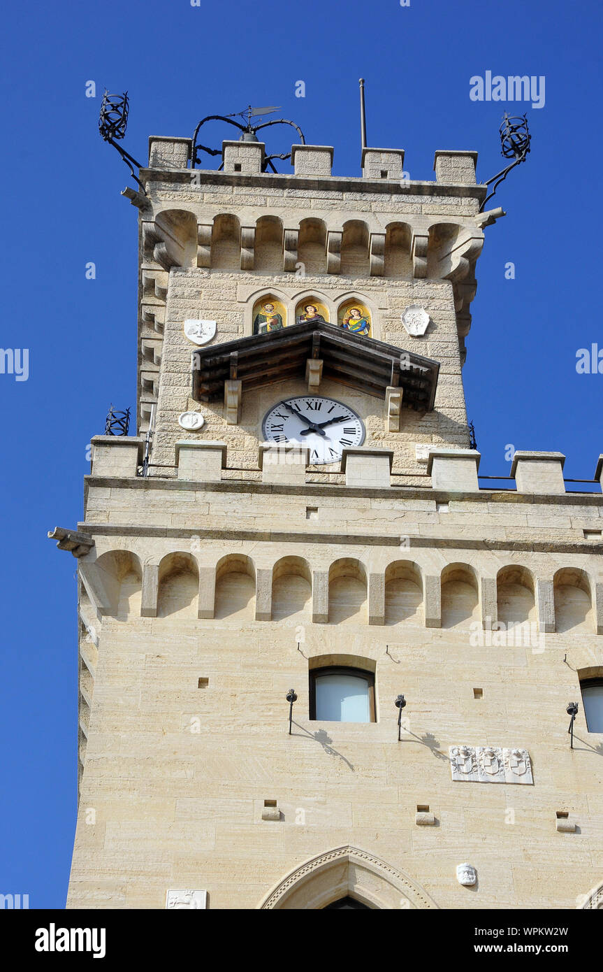 Palazzo Pubblico, Palais Public, mairie, bâtiment officiel du gouvernement, Saint-Marin, l'Europe Banque D'Images