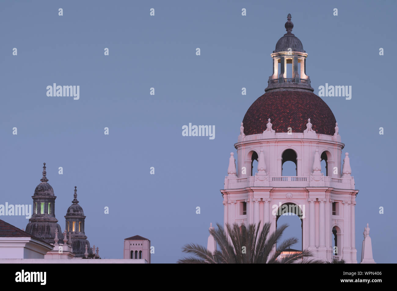 Image montrant les détails de l'Hôtel de Ville de Pasadena dans le comté de Los Angeles. Banque D'Images