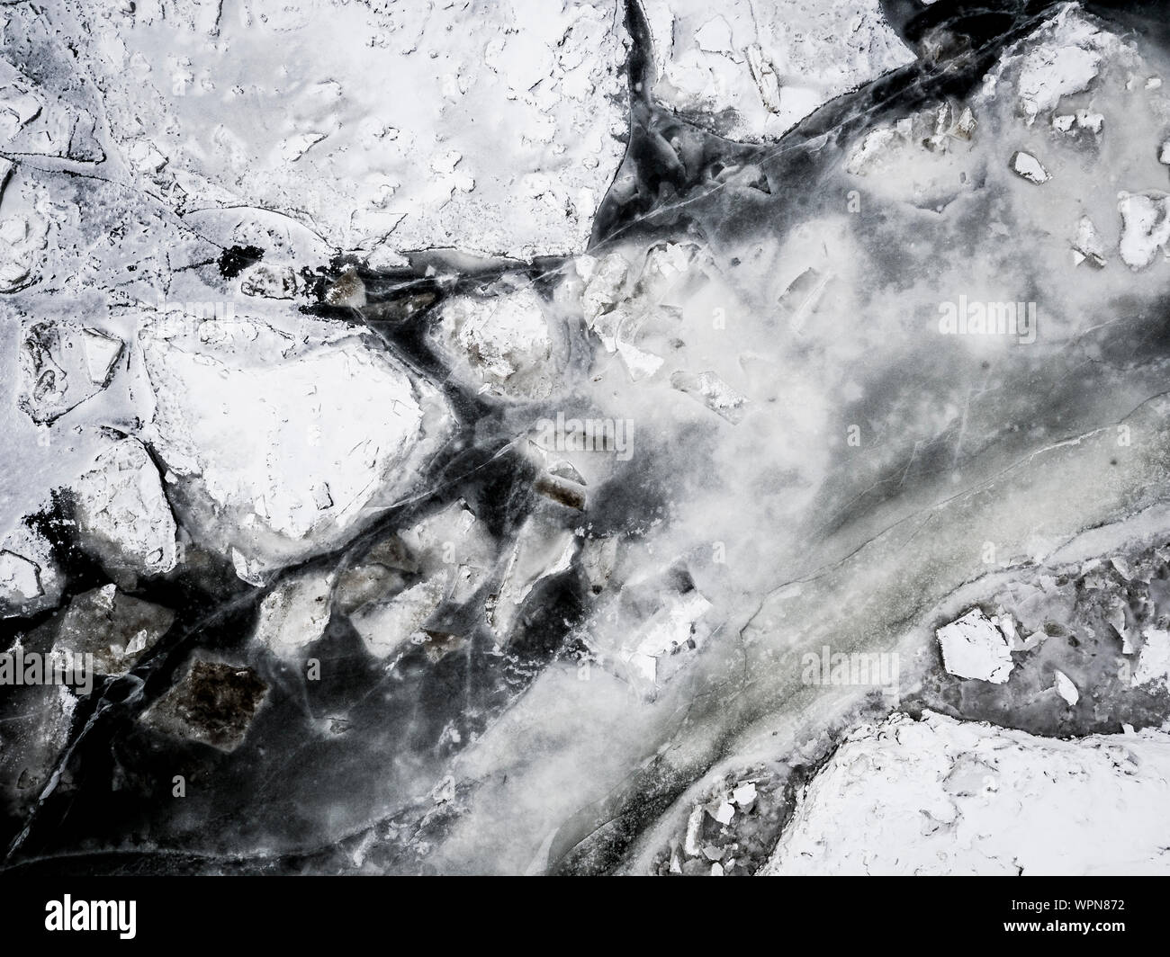 Vue aérienne de la banquise sur le fleuve Saint-Laurent au cours de l'hiver Banque D'Images