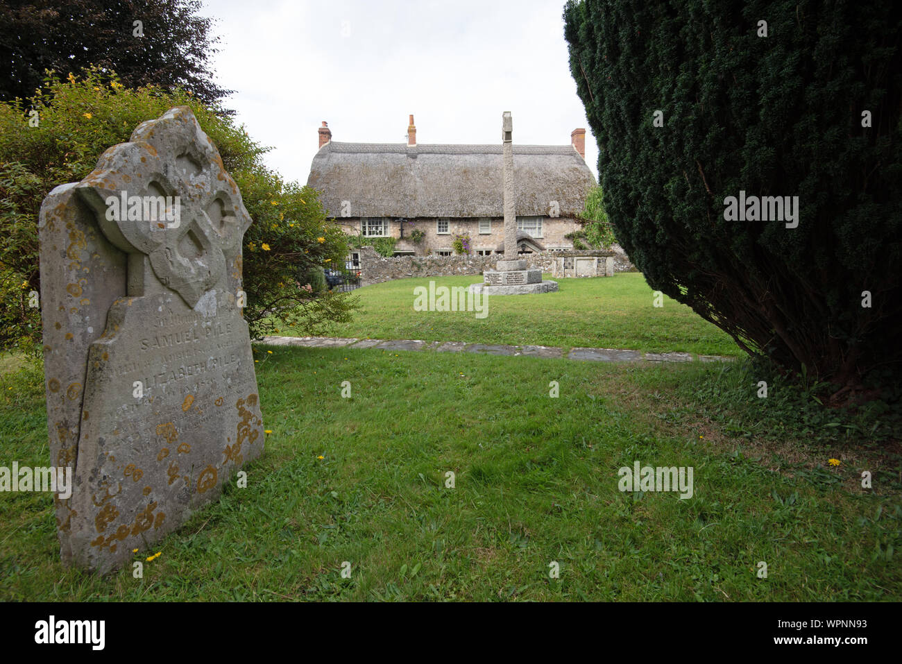 St Michael's Church, Axmouth, Devon. Banque D'Images