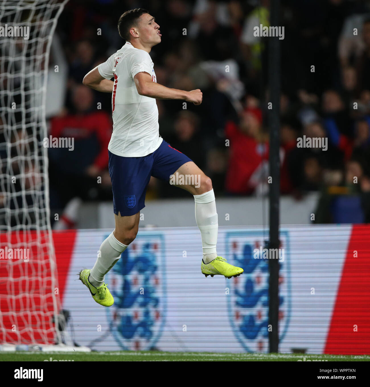 PHIL FODEN célèbre, Angleterre U21 V KOSOVO U21, 2019 Banque D'Images