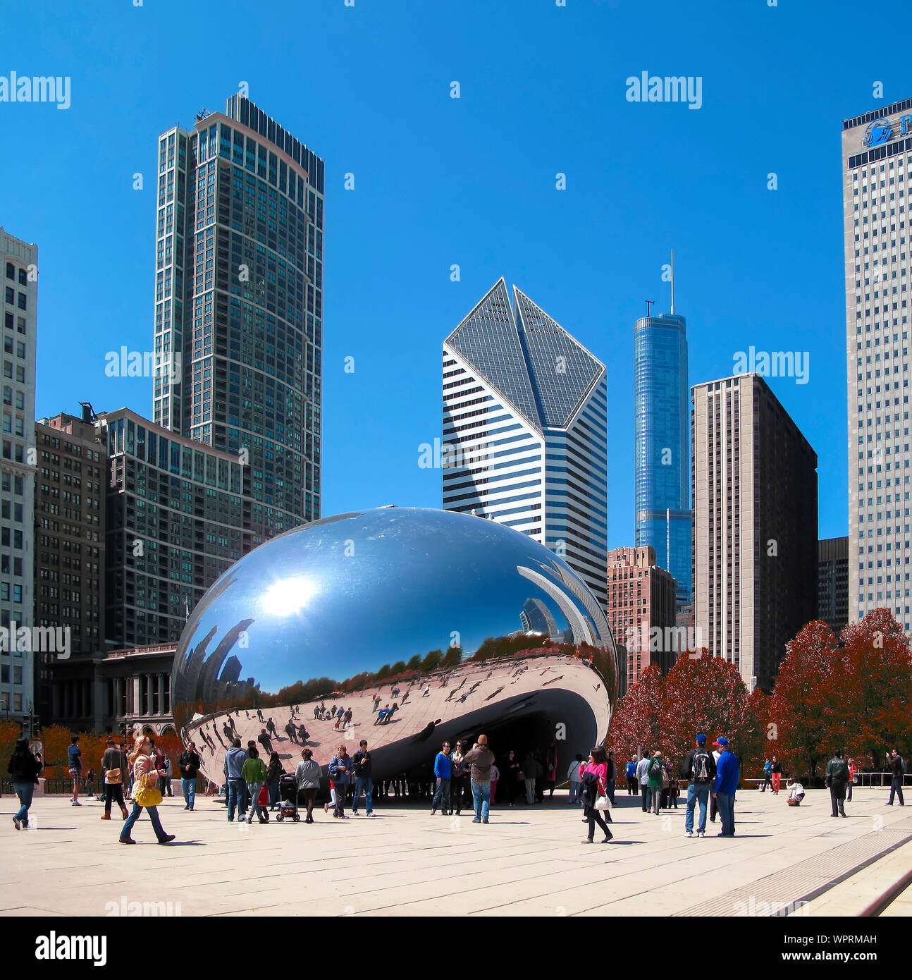 Cloud Gate (également connu sous le nom de grain de Chicago) par Anish Kapoor à Chicago, États-Unis Banque D'Images