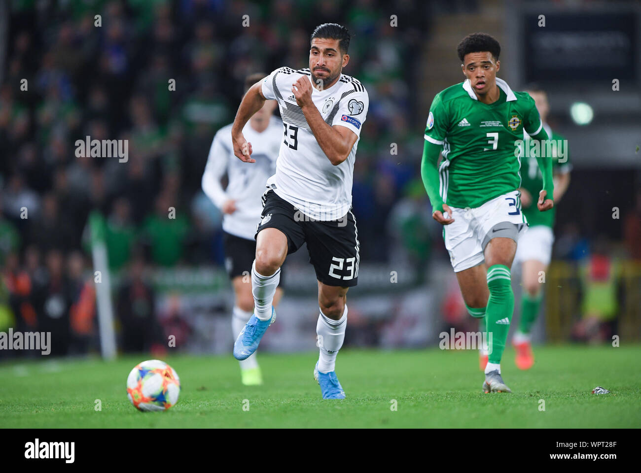 Duels, duel Emre pouvez (Allemagne) et Jamal Lewis (Irlande du Nord). GES/football/Qualification EURO : l'Irlande du Nord - Allemagne, 09.09.2019 Football/soccer : qualificatifs européens : l'Irlande du Nord contre l'Allemagne, à Belfast, le 9 septembre 2019 | dans le monde d'utilisation Banque D'Images