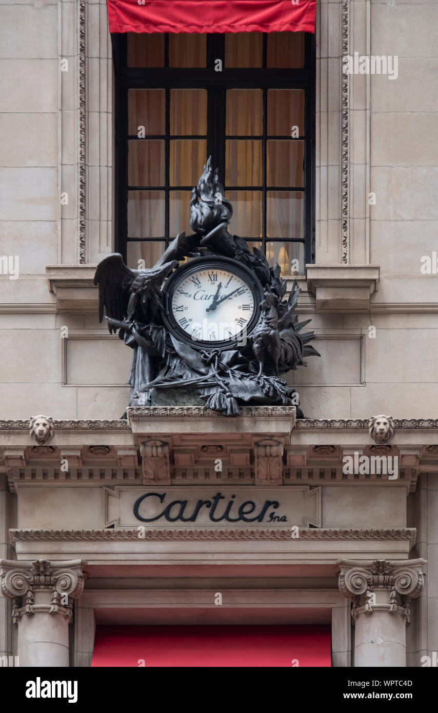 L'extérieur de l'horloge Cartier boutique Cartier, 5e Avenue, New York, USA Banque D'Images