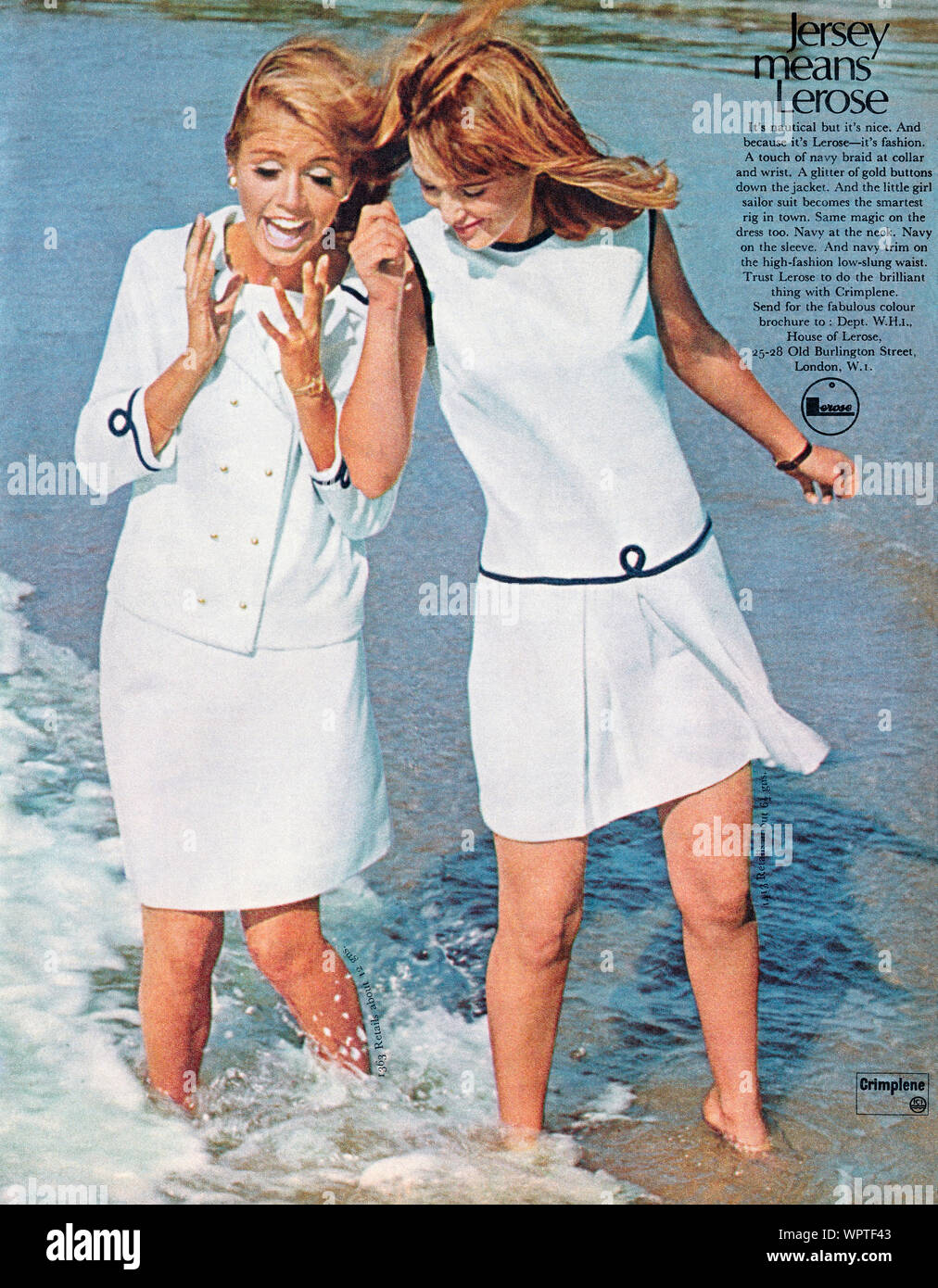 1968 La publicité pour Lerose fashions dans Crimplene. Banque D'Images