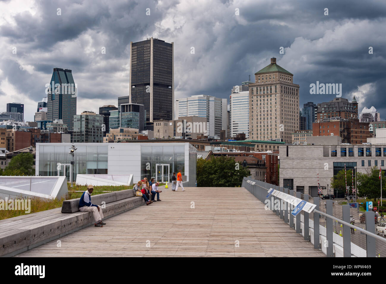 Montréal, CA - 7 septembre 2019 : Le mauvais temps venant de la ville de Montréal Banque D'Images