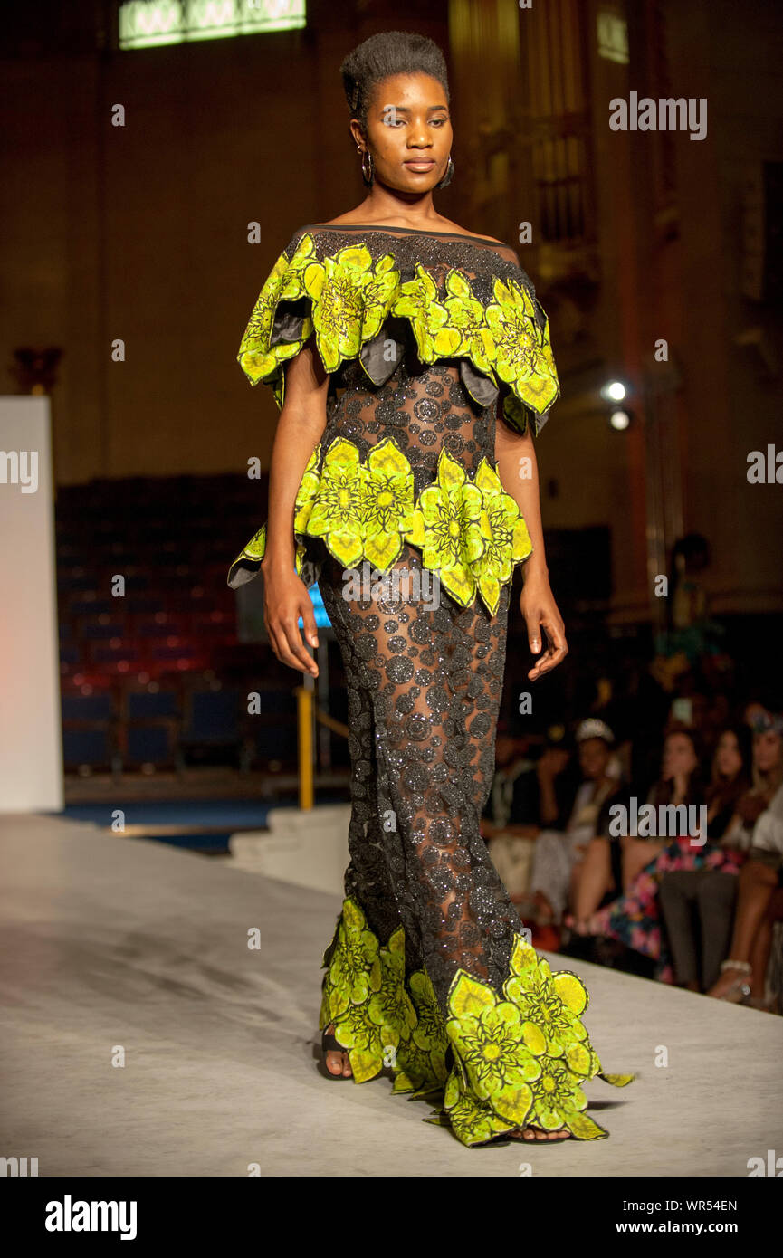 London Fashion Week Africaine - Catwalk comprend : modèle Où : London, Royaume-Uni Quand : 09 août 2019 Source : WENN.com Banque D'Images