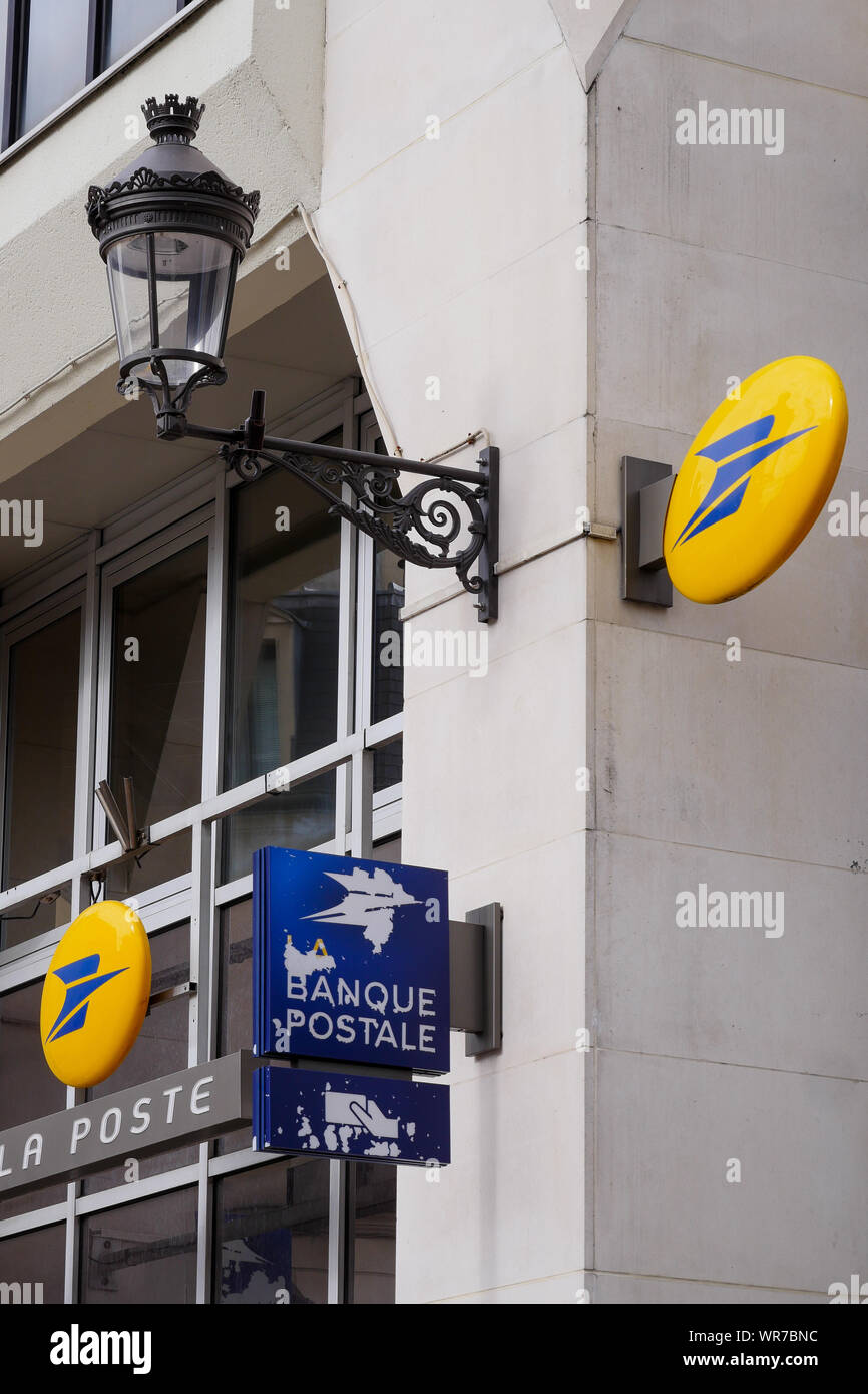 France logo la poste Banque de photographies et d’images à haute ...
