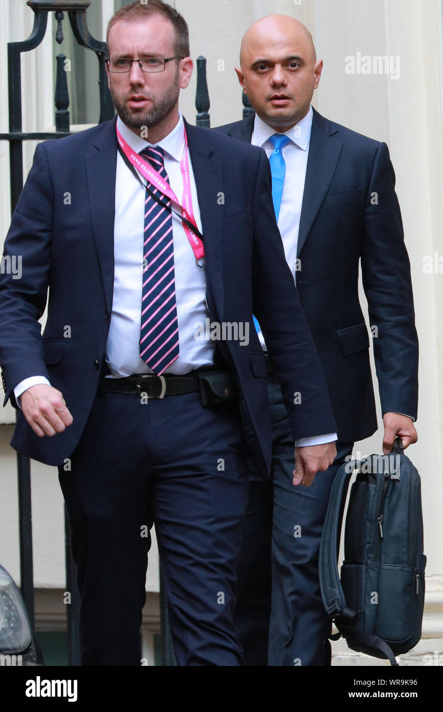 Londres, Royaume-Uni. 10 Sep, 2019. Westminster, London, UK. 10 Sep 2019. Sajid Javid, chancelier de l'Échiquier. Ministres quitter la réunion du Cabinet à Downing Street. Credit : Imageplotter/Alamy Live News Banque D'Images