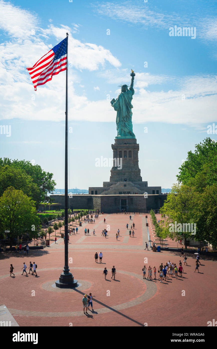Statue de la liberté USA, vue en été de mât Plaza et la Statue de la liberté, Liberty Island, New York City, USA Banque D'Images