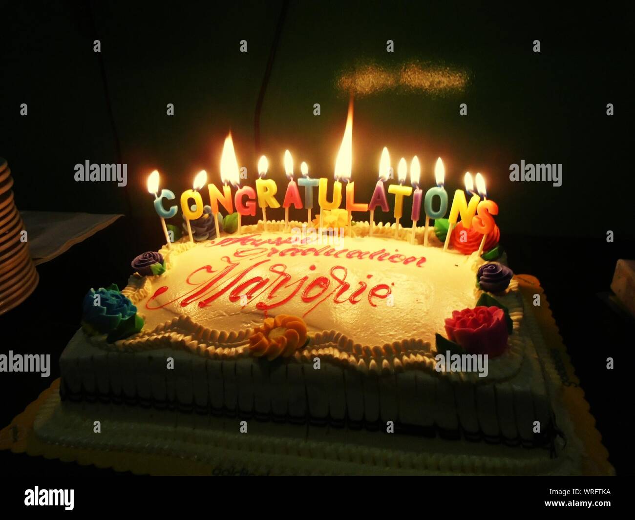 Gateau De Graduation Photo Stock Alamy Gateau De Graduation Photo Stock Alamy