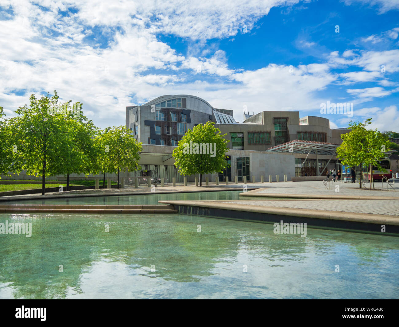 Le nouveau Parlement écossais, à Holyrood Edinburgh conçu par l'architecte espagnol, Enric Miralles. Banque D'Images