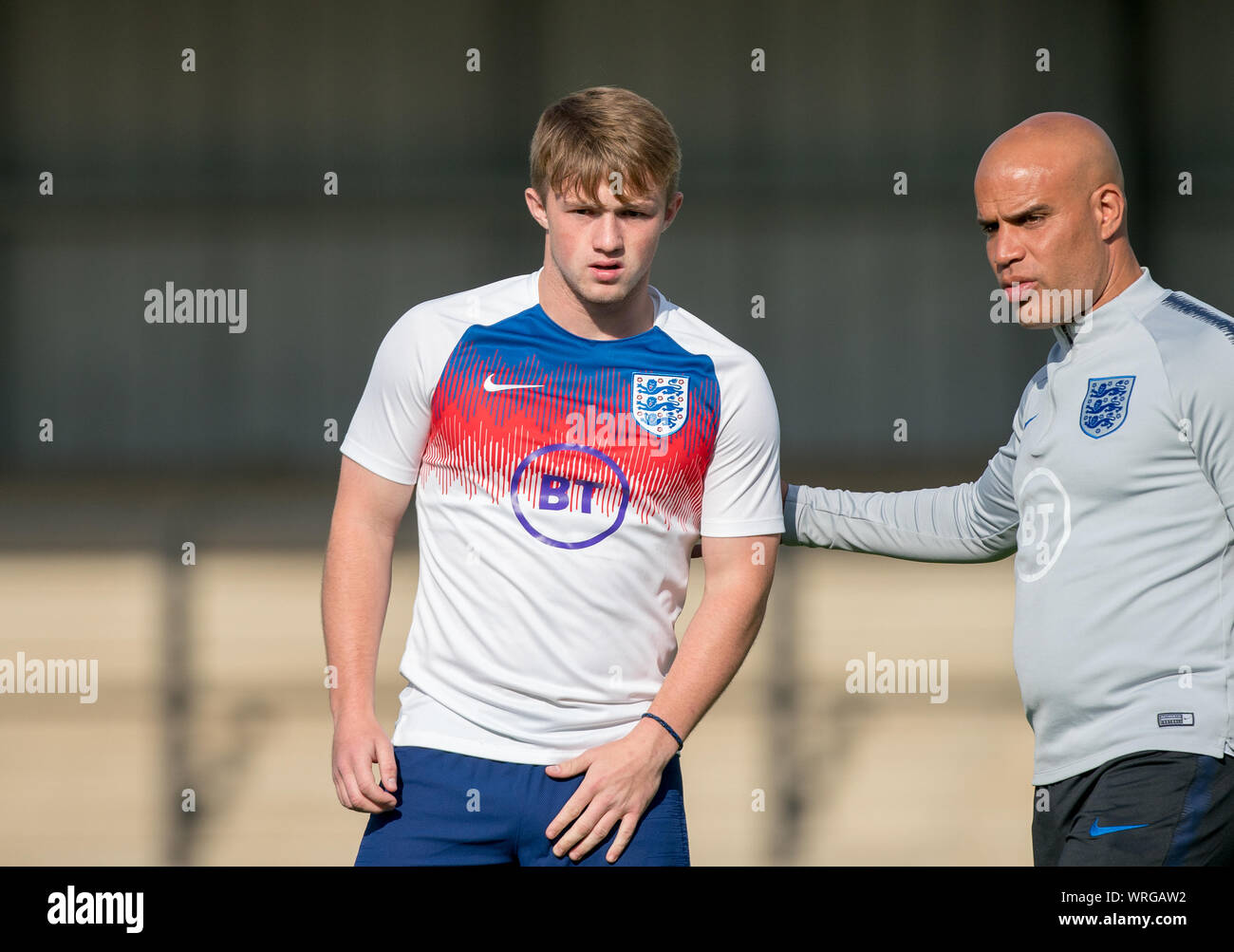 Joseph Gelhardt (Wigan Athletic) d'Angleterre U18 durant les moins de 18 ans match amical entre l'Angleterre U18 & U18 au Brésil Hednesford Town F Banque D'Images