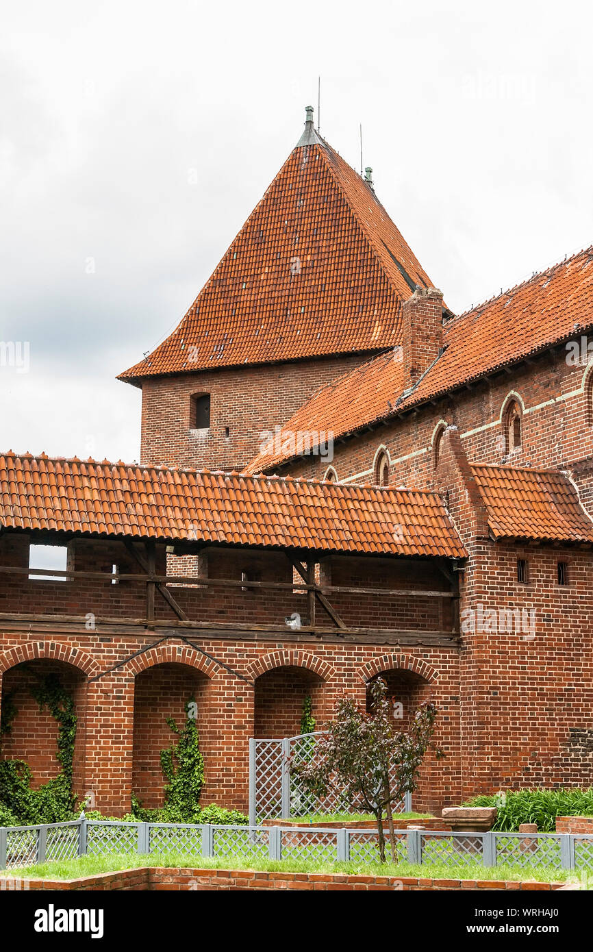 Fragment du mur de la forteresse de guet et château de Malbork. Marienburg. La Pologne. Banque D'Images