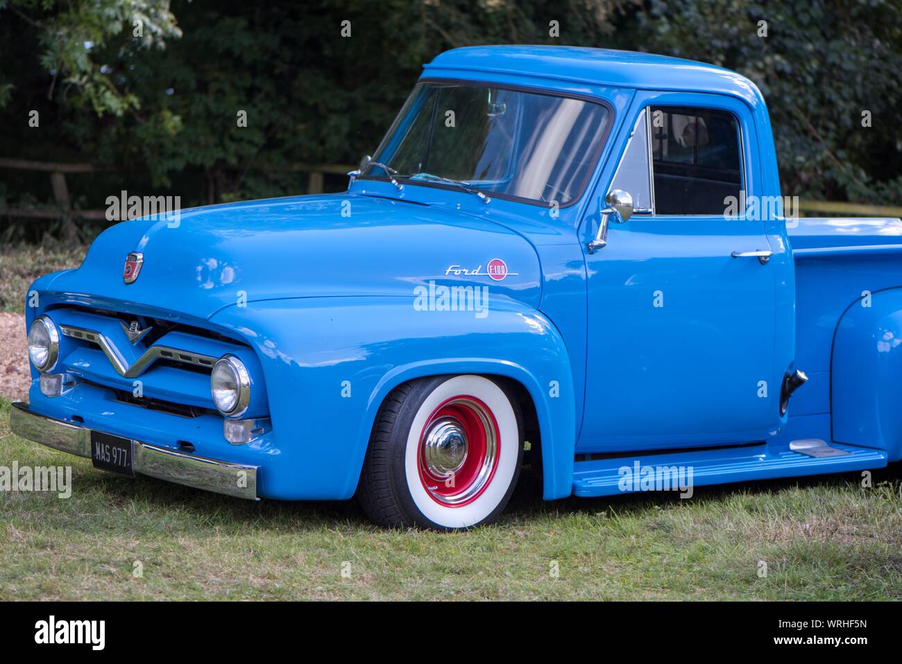 Ancien Bleu, corbeille pickup Ford Classic Car Show, Hinton, armes Cheriton, Hampshire, Royaume-Uni Banque D'Images