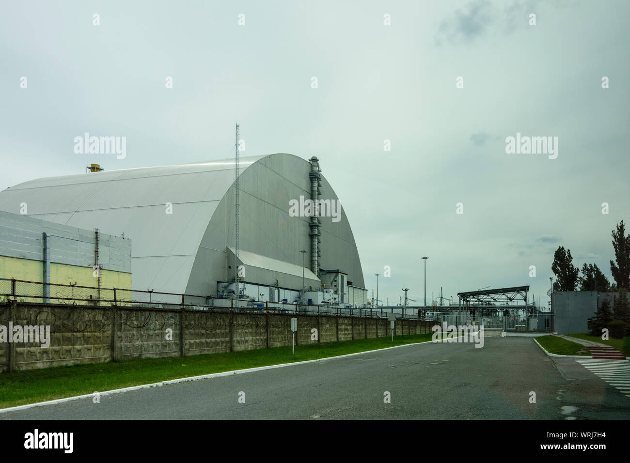 (Tchernobyl) Tchernobyl : 4 réacteur nucléaire endommagé avec nouveau confinement de sécurité (NSC ou nouveau refuge ou deuxième sarcophage de Tchernobyl Tchernobyl (en)) Exclusi Banque D'Images