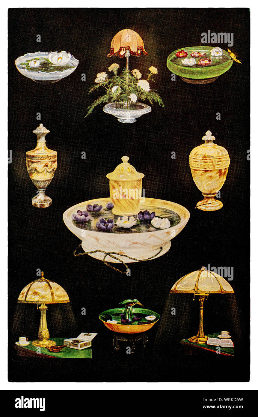 Les dernières techniques de cuisine et la préparation des aliments depuis le début des années 1930 dans le Beeton Mme 'Tout sur Côté Cuisine' édition de 1930. Décorations de table (de haut) : couper le verre bols aux fleurs (2) ; fleurs en verre avec bol standard électrique ; vases d'Albâtre (2) ; Porcelein bol décoré de fleurs ; Lampes de lecture ; Porcelein Bol aux fleurs. Banque D'Images
