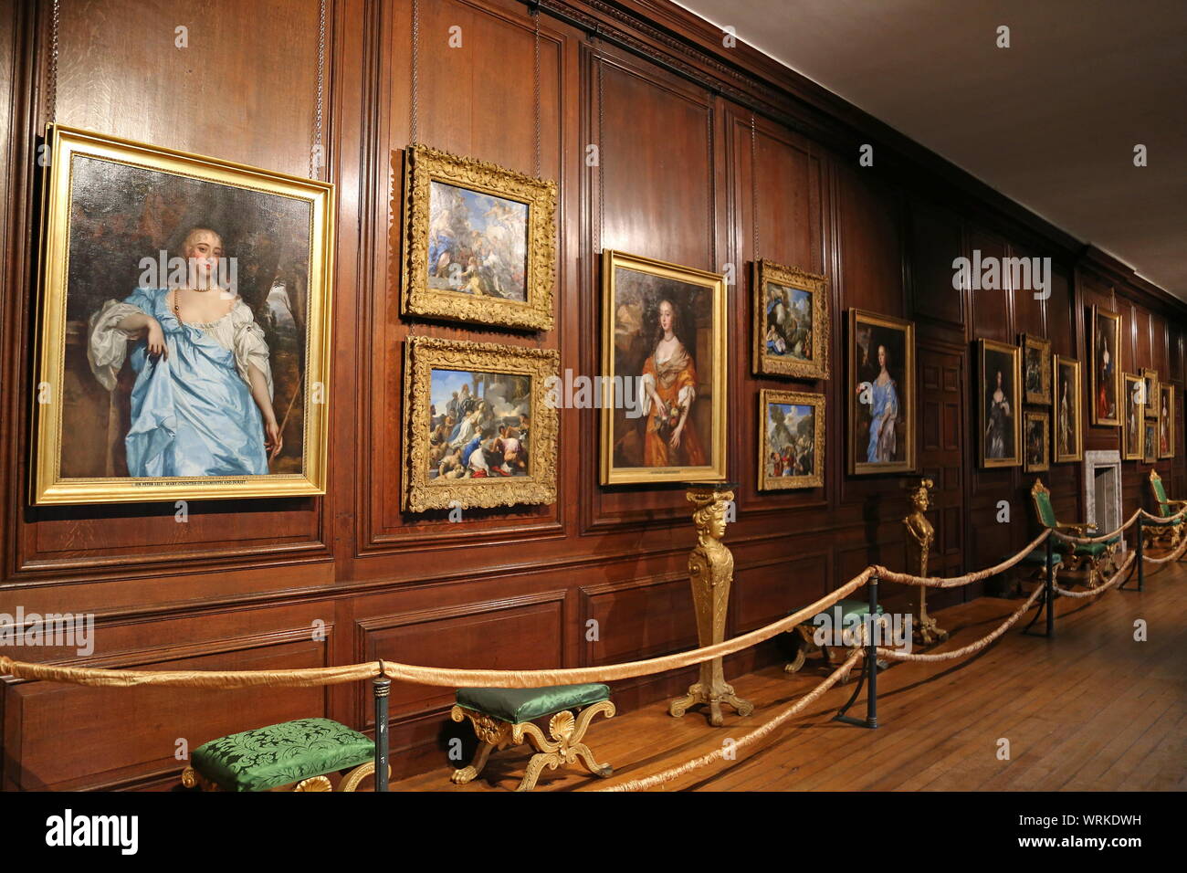 Beautés 'Windsor' et 'l'histoire d'Amour et Psyché", Galerie de la communication, le Palais de Hampton Court, East Molesey, Surrey, Angleterre, Royaume-Uni, Europe Banque D'Images