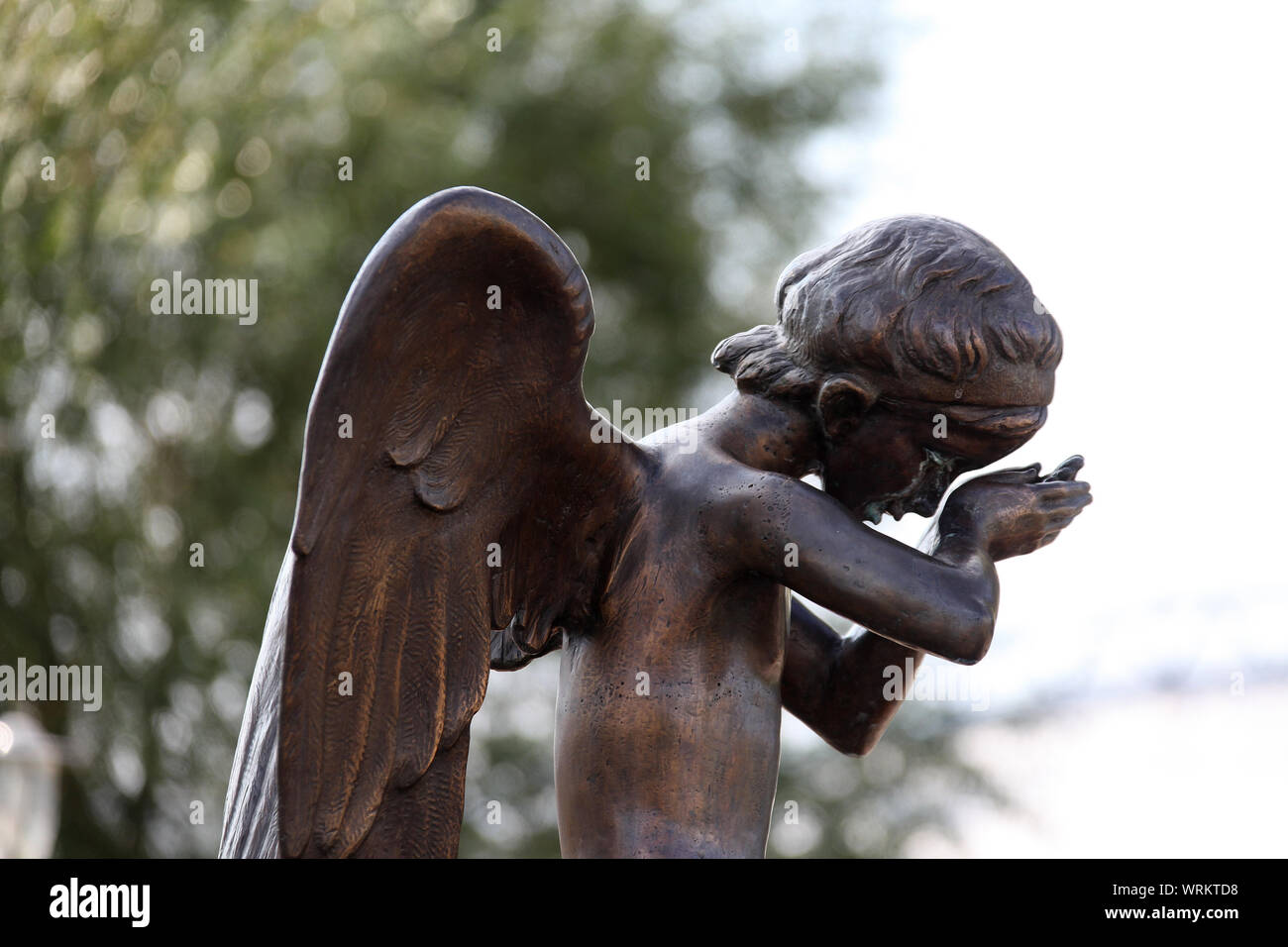 Pleurer Ange Gardien Statue à Minsk Banque D'Images