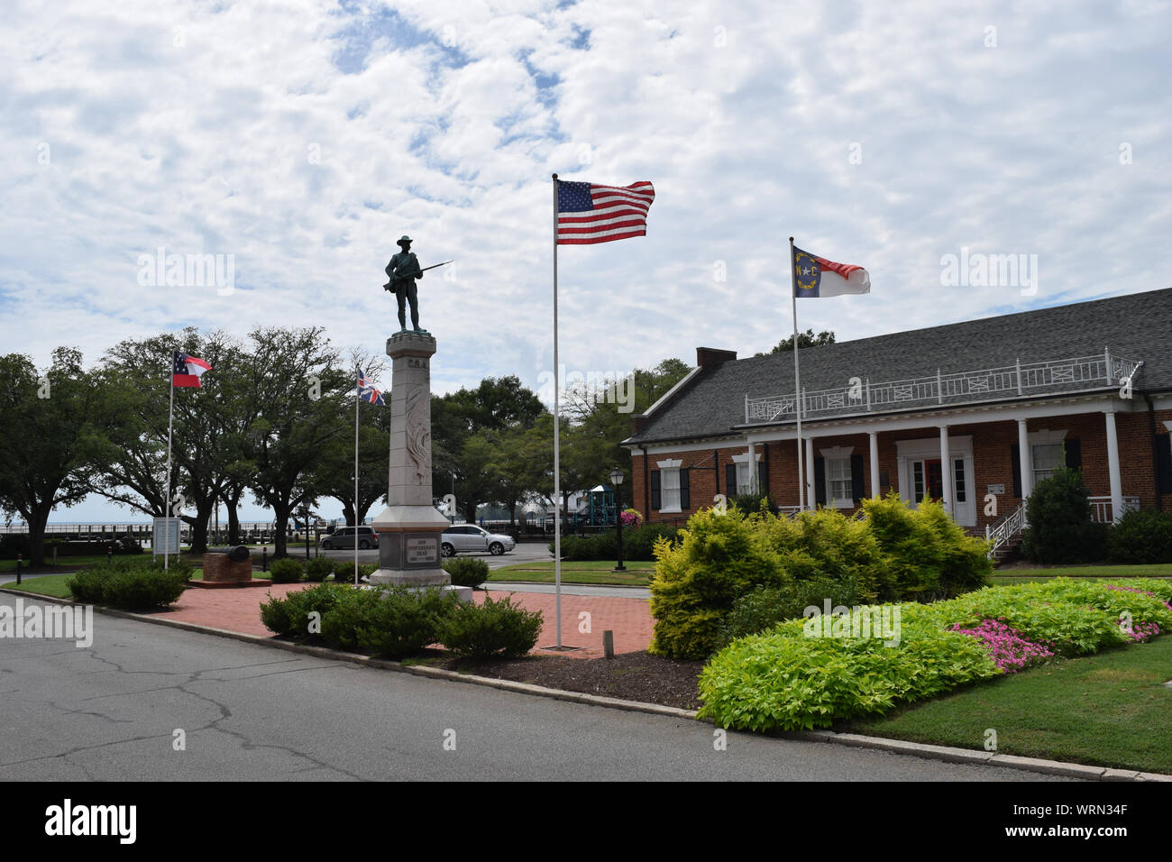 Un monument commémoratif de guerre civile des Confédérés dans Edenton, Caroline du Nord. Banque D'Images