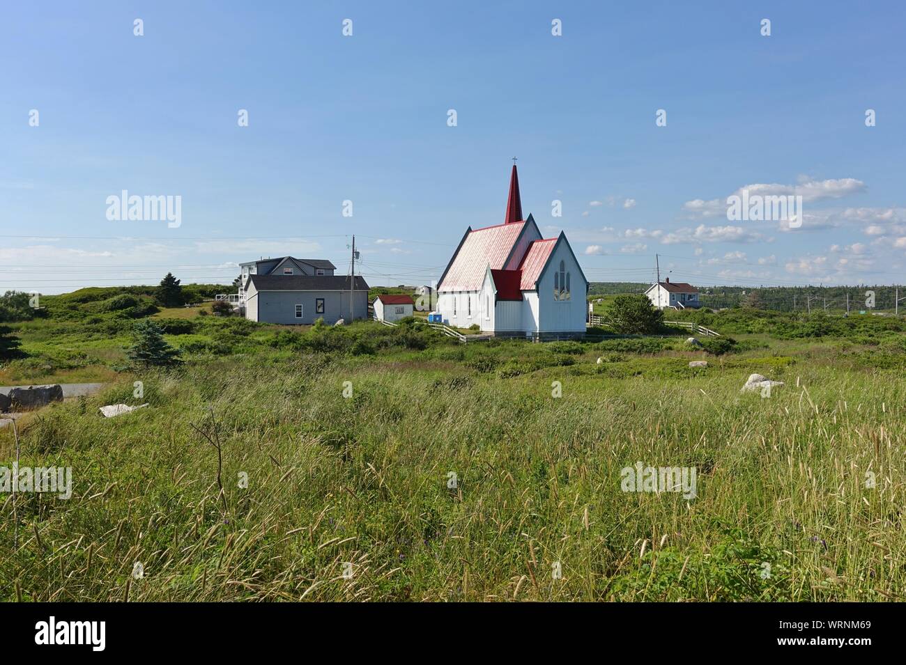 HALIFAX, CANADA -20 JUIL 2019- vue sur la pittoresque église anglicane St John’s, une église historique de style gothique charpenter à Peggy’s Cove à l’extérieur de H Banque D'Images