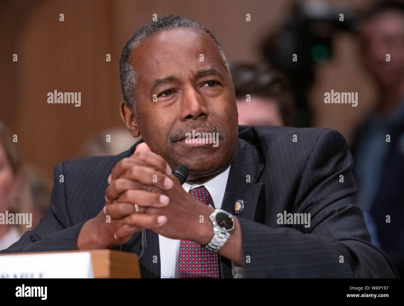 United States Secretary of Housing and Urban Development (HUD) Ben Carson témoigne lors d'une audition devant le comité sénatorial des banques, du logement et des Affaires urbaines, intitulée "La réforme du financement du logement : prochaines étapes" sur la colline du Capitole à Washington, DC le mardi 10 septembre 2019.Crédit : Ron Sachs/CNP /MediaPunch Banque D'Images