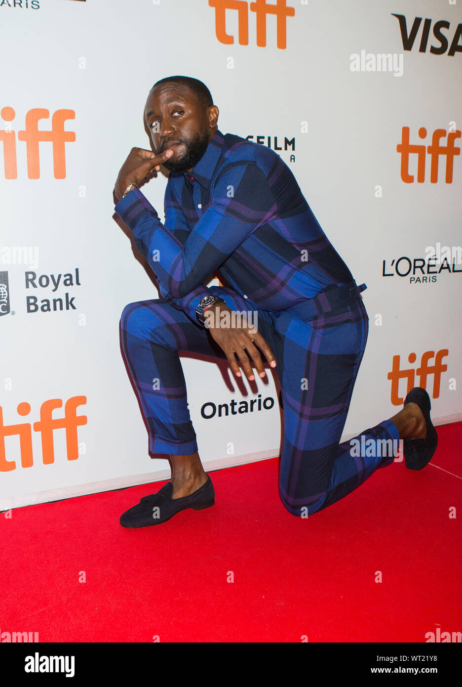 Toronto, Canada. 10 Sep, 2019. Byron acteur Bowers pose pour photos avant la première internationale du film 'Honey Boy' au cours de la 2019 Festival International du Film de Toronto (TIFF) à Toronto, Canada, le 10 septembre, 2019. Source : Xinhua/Zheng Zou Banque D'Images