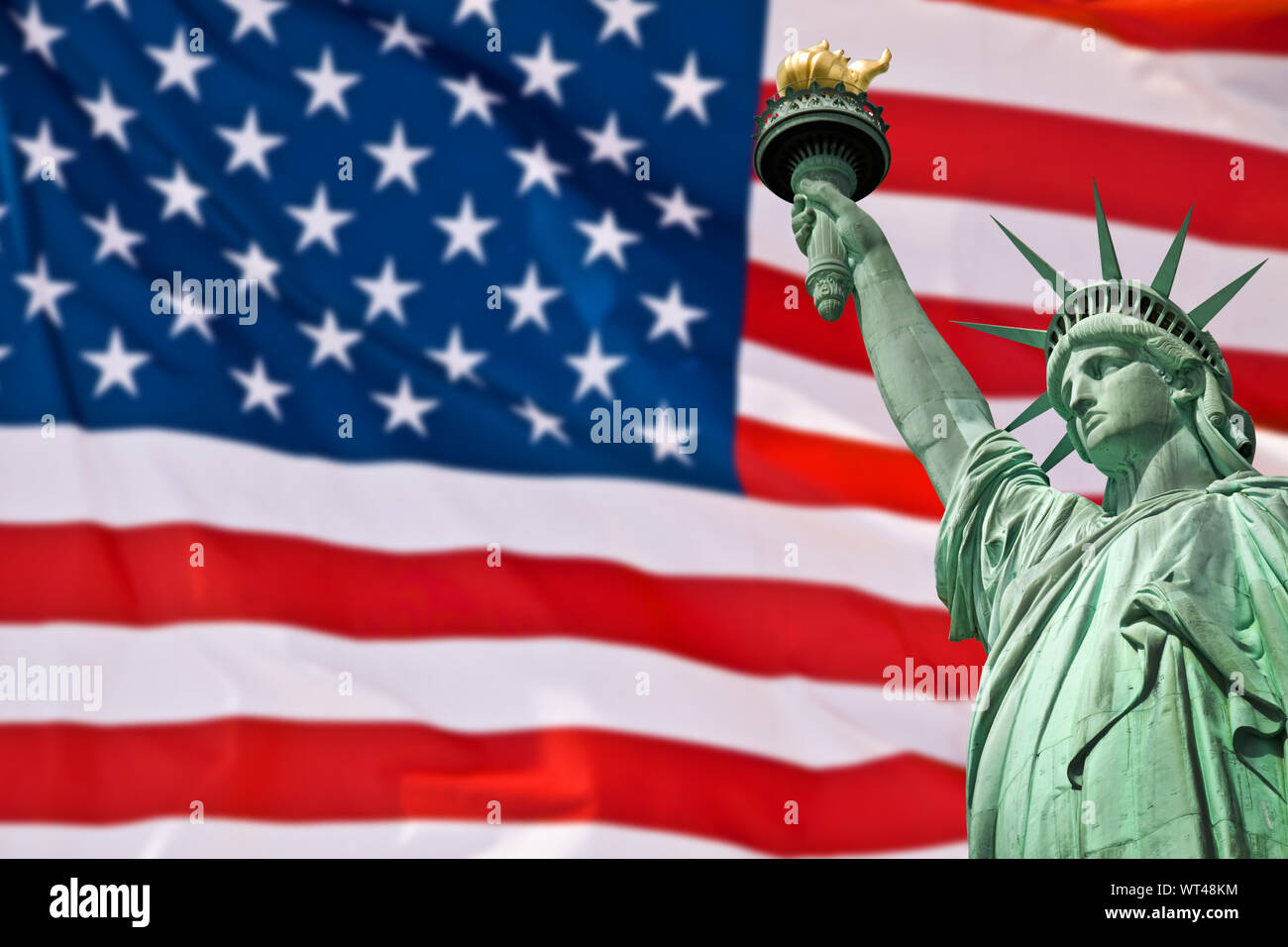 Statue de la liberté, USA flag background Banque D'Images