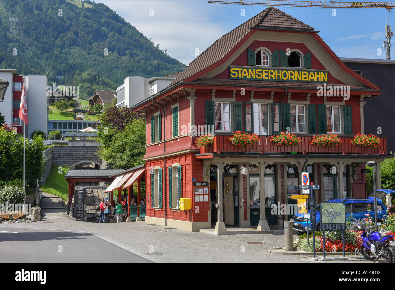Stans, Suisse - 5 août 2019 : l'ascension de la montagne de Stans, sur un funiculaire sur les Alpes Suisses Banque D'Images