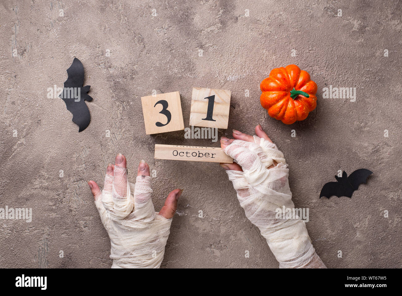 Arrière-plan de l'halloween avec maman part Banque D'Images