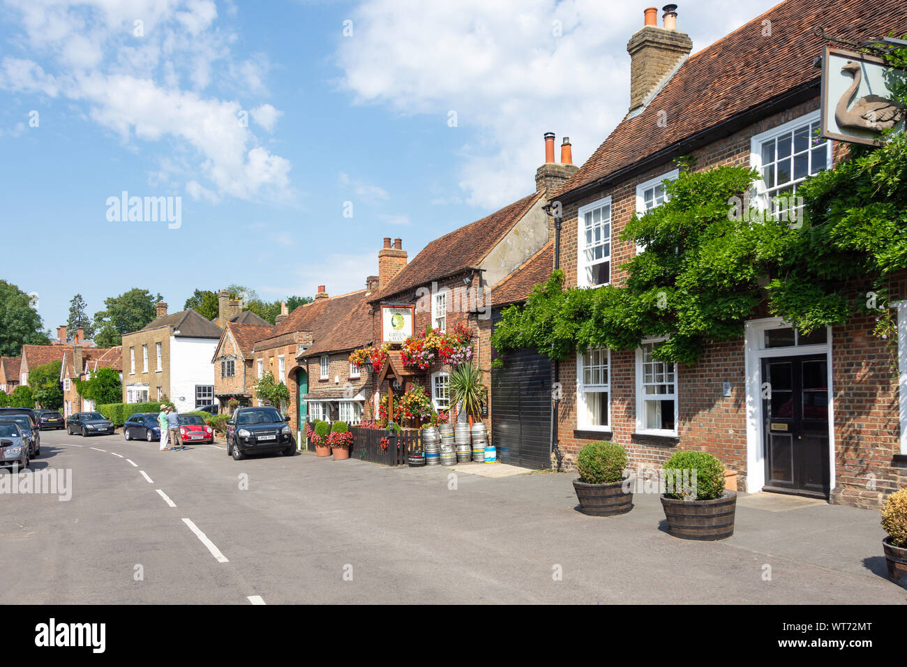 Route de village, Denham, Buckinghamshire, Angleterre, Royaume-Uni Banque D'Images