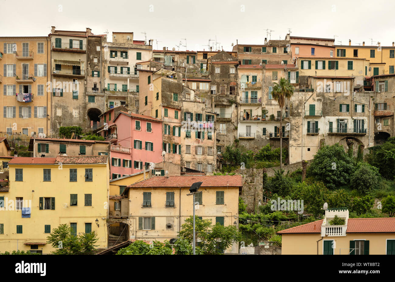 Le boîtier Haute densité de Vintimille en Ligurie, Italie du nord, dans la province d'Imperia. Banque D'Images