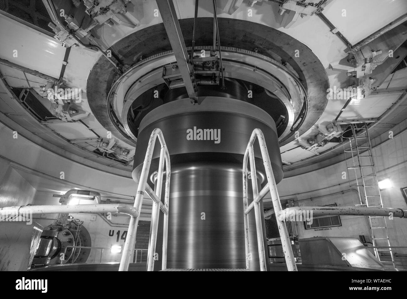 L'arbre de la turbine à la centrale hydroélectrique d'Itaipu Banque D'Images