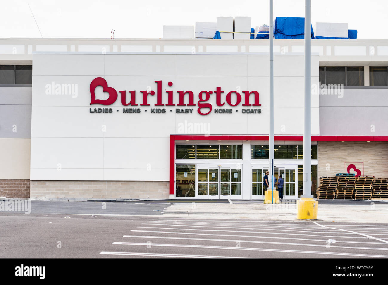 Societe d entrepot burlington coat factory Banque de photographies et d images a haute resolution Alamy