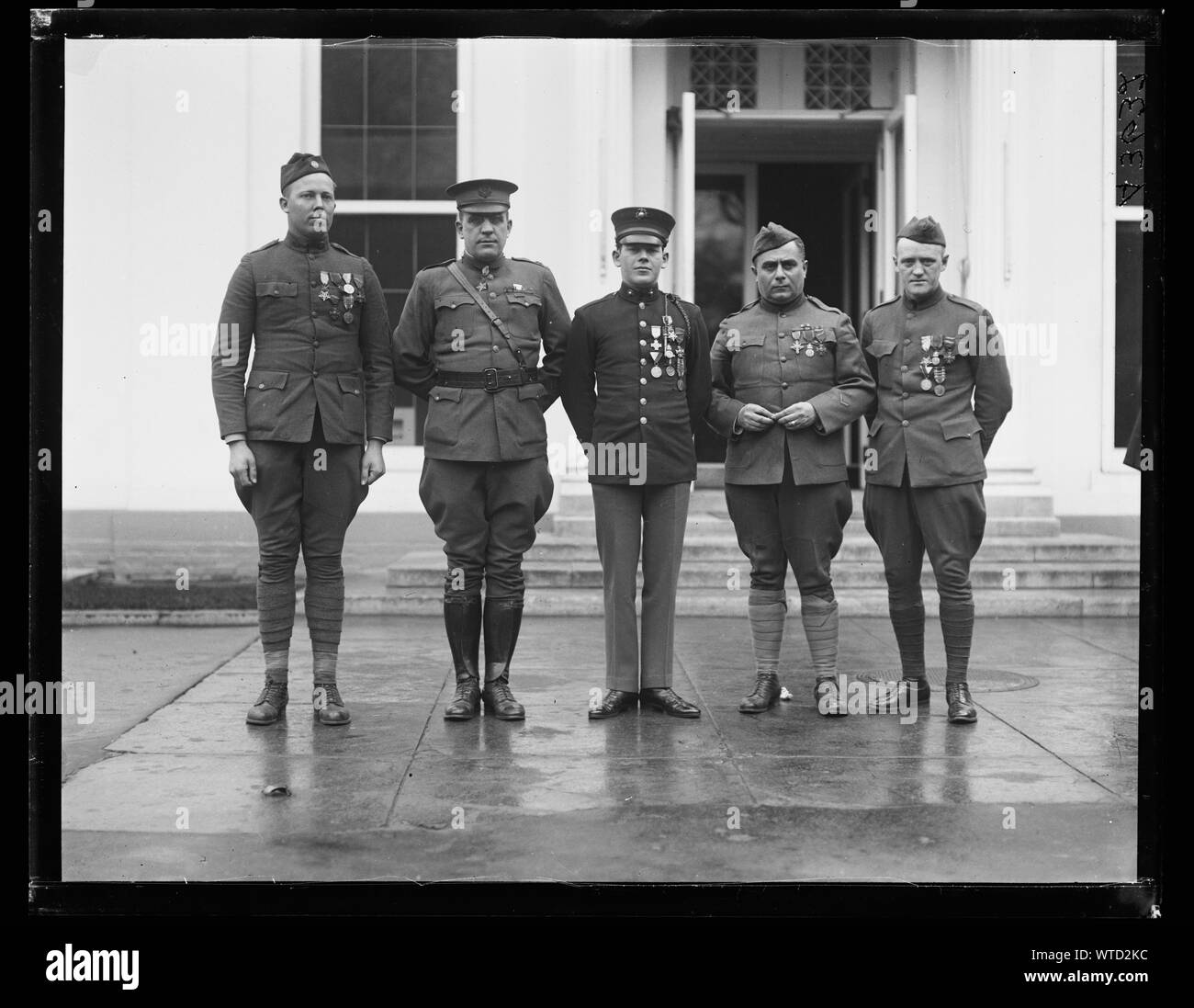 Groupe de militaires à la Maison Blanche, Washington, D.C. Banque D'Images Groupe de militaires à la Maison Blanche, Washington, D.C. Banque D'Images