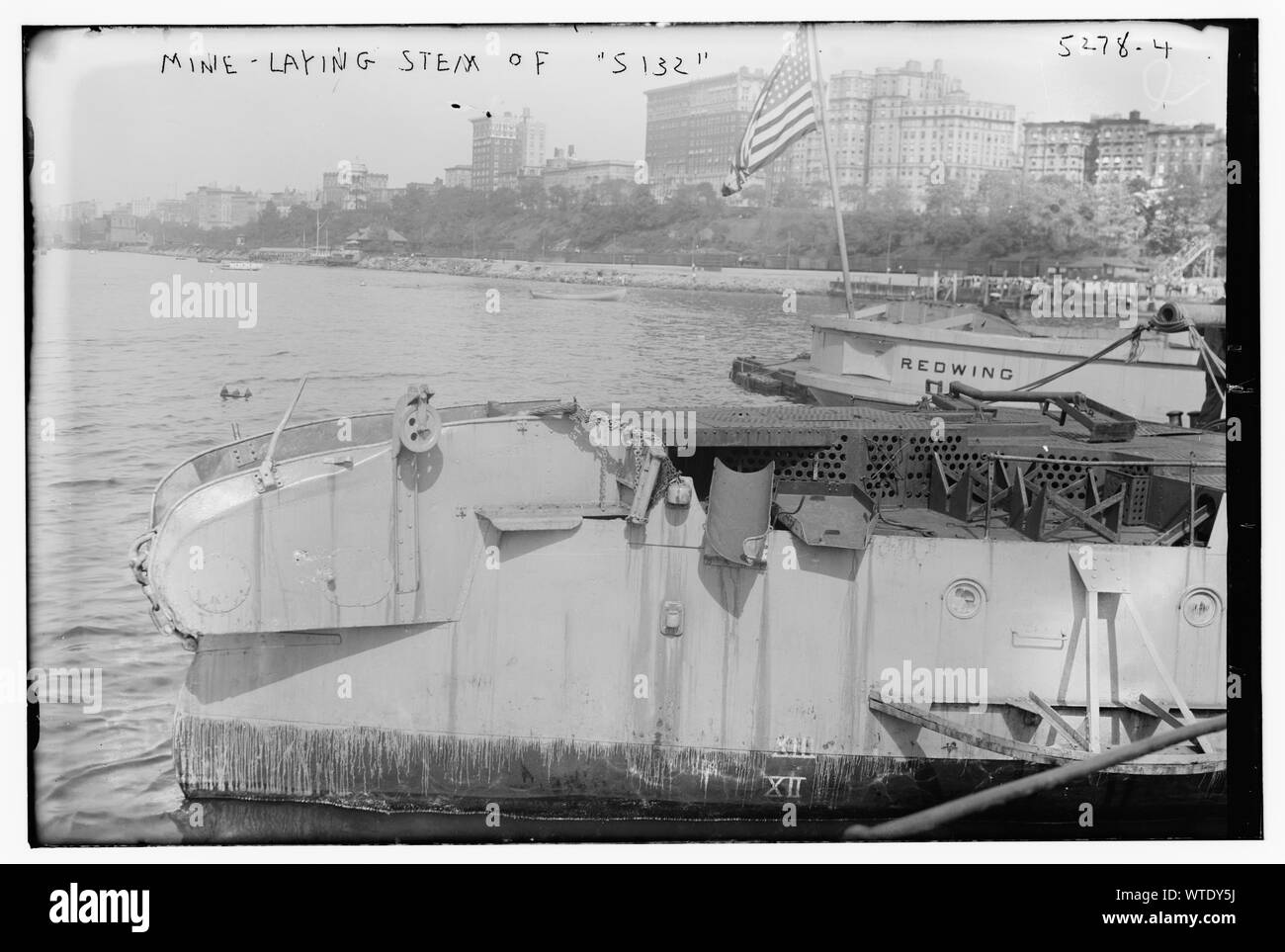 La pose de mines de souches S132 Banque D'Images