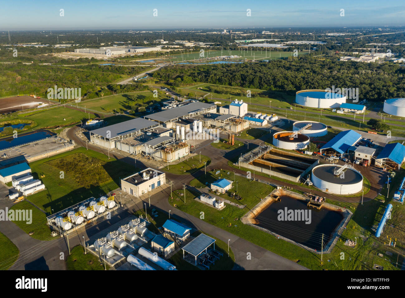 Vue aérienne de l'usine régionale de traitement des eaux de surface de Tampa Bay, Floride. Banque D'Images