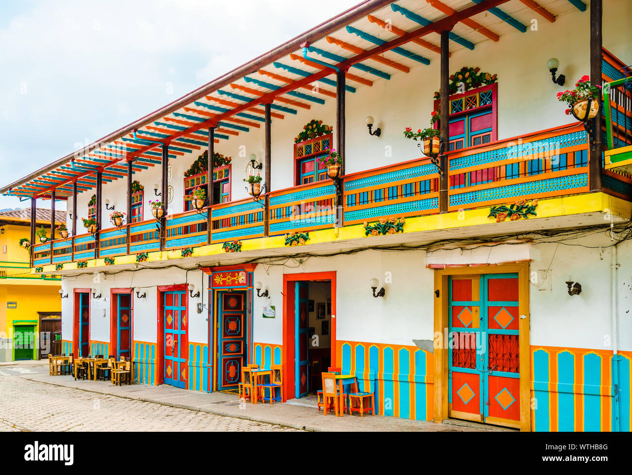 Vue sur les bâtiments coloniaux dans la rue du Jardin, Colombie Banque D'Images