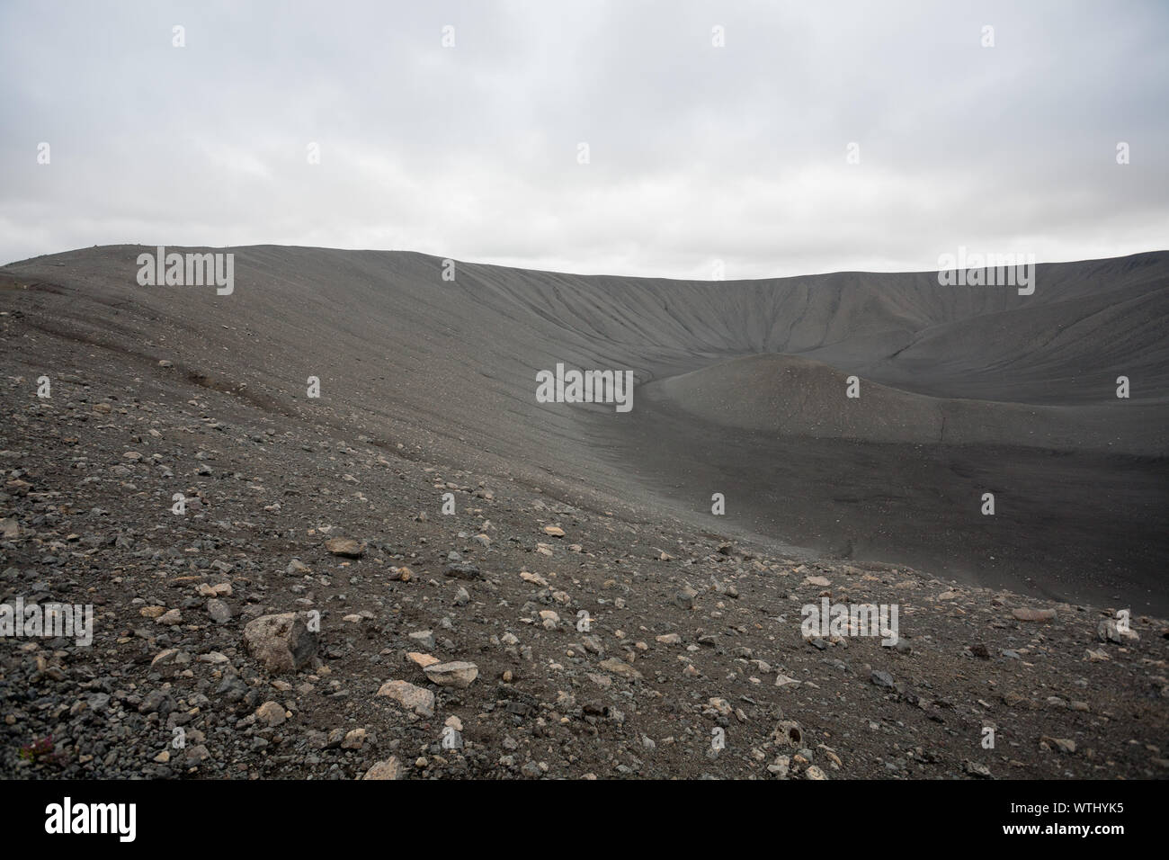 Hverfell volcan Caldera vue d'en haut. Islande Hverfjall, monument Banque D'Images